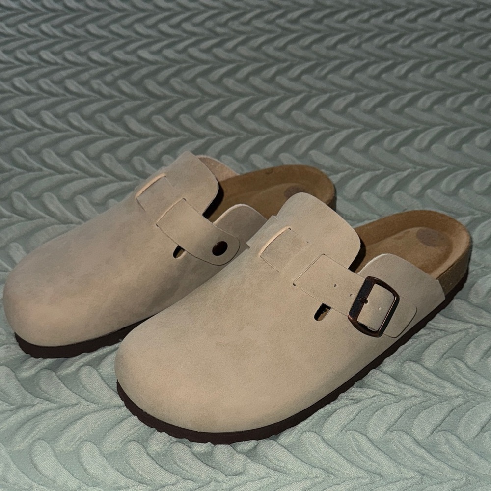 Women's Beige Mules with Buckle